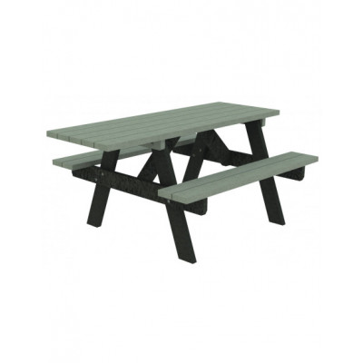 Table pique-nique recyclée...