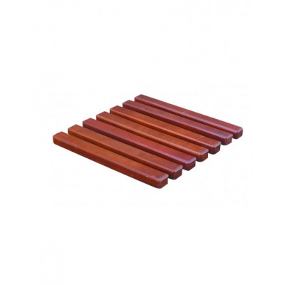 Assise rapportée en bois...